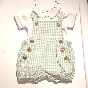 BOBOLI GREEN AND WHITE PLAID BABY SHORT OVERALL